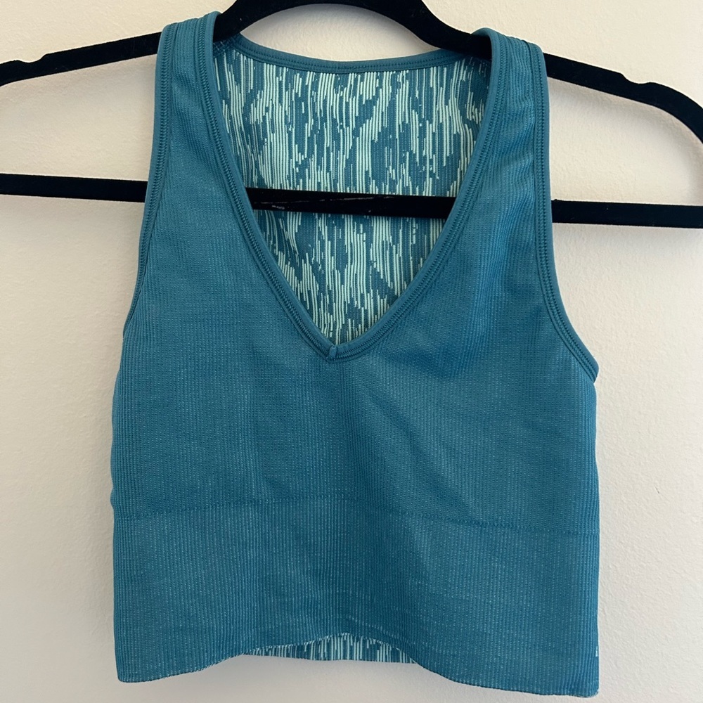 Athleta workout tank reversible size XS - Picture 2 of 3